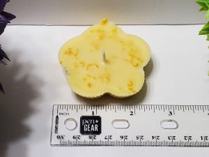 Lemon floating flower